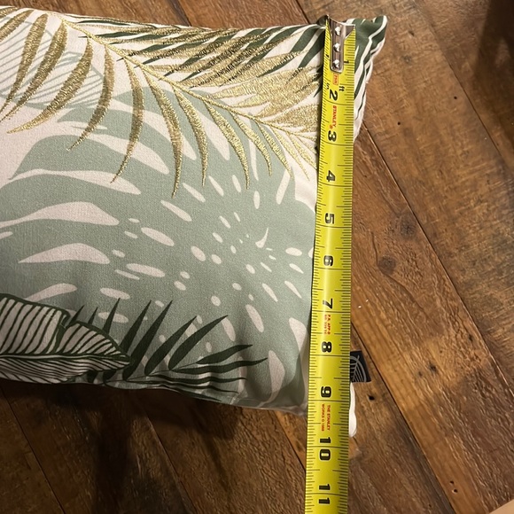 Decorative pillow - Picture 4 of 5